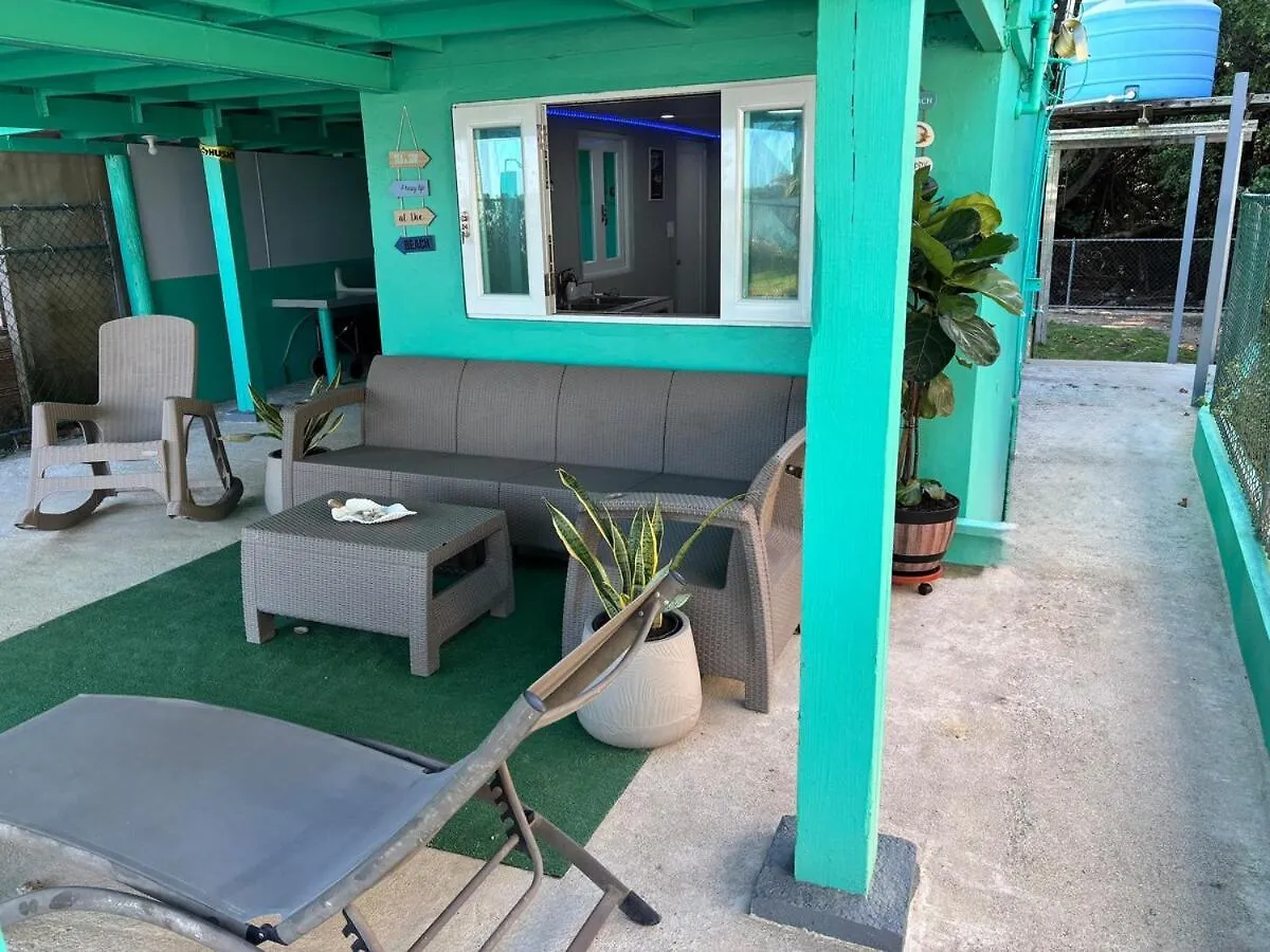 Vila Mami Ana Beach House, The Oceanfront Rest Hideaway ! Ceiba