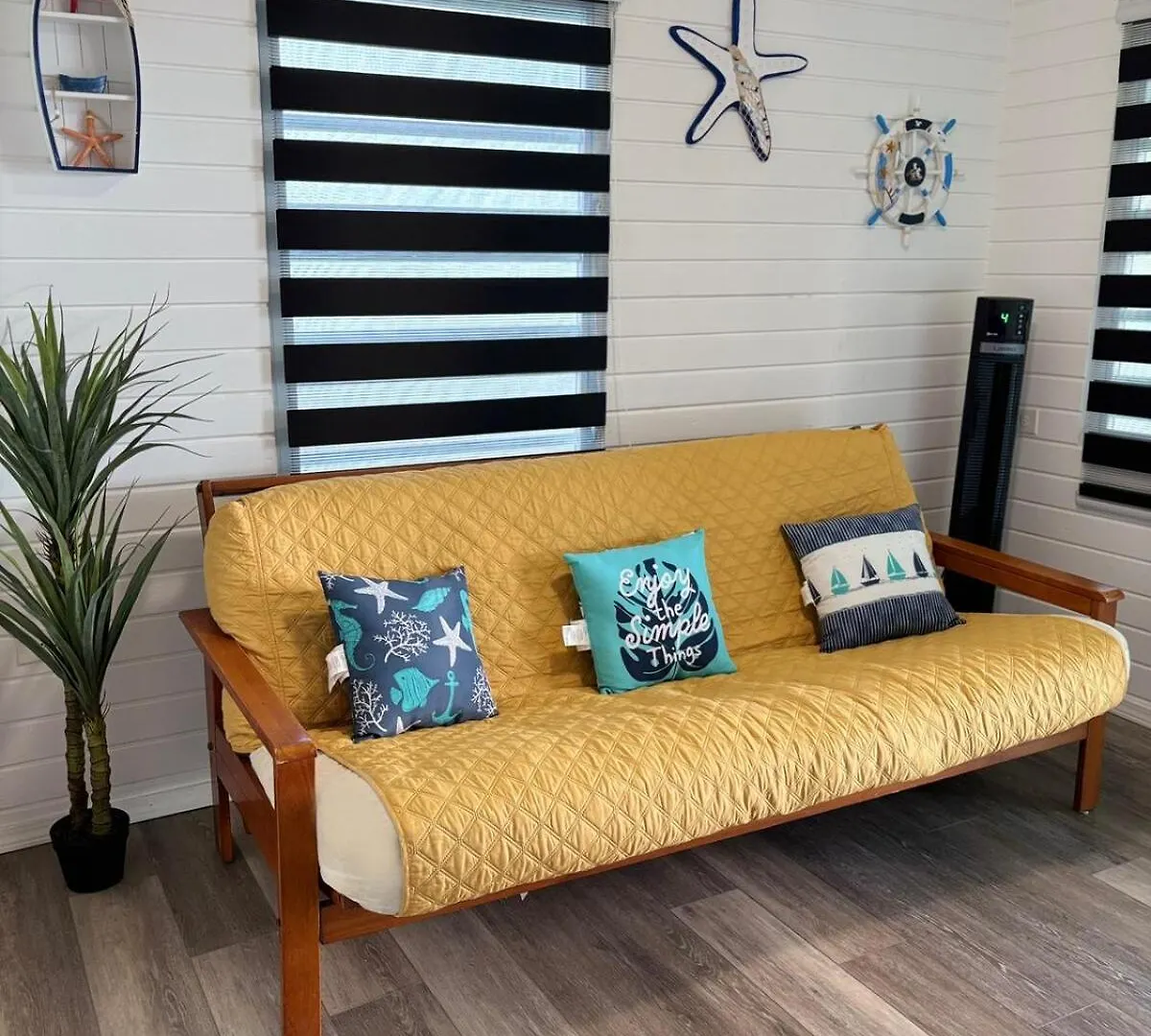 Mami Ana Beach House, The Oceanfront Rest Hideaway ! Ceiba 0*,