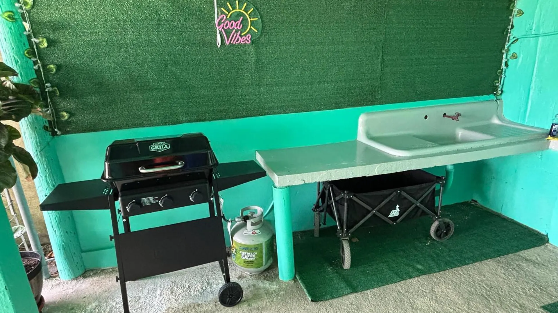 Mami Ana Beach House, The Oceanfront Rest Hideaway ! Ceiba 빌라