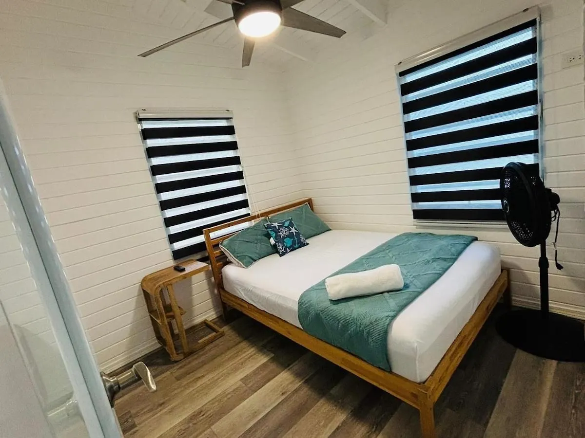 Mami Ana Beach House, The Oceanfront Rest Hideaway ! Ceiba 빌라